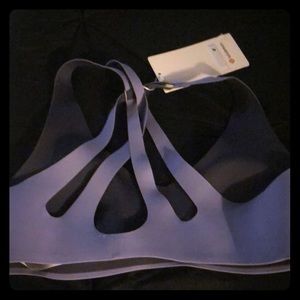 Lululemon light strides bra size 10